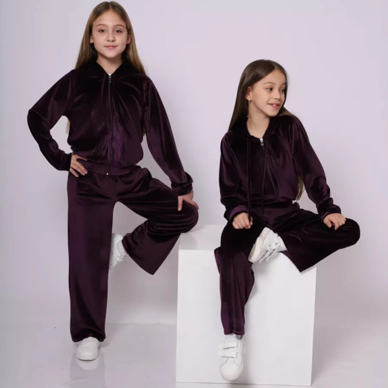 Women's Comfortable Velvet Suit with High-Neck Zipper