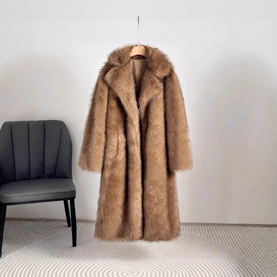 Elegant Fur Coat with Large Pockets