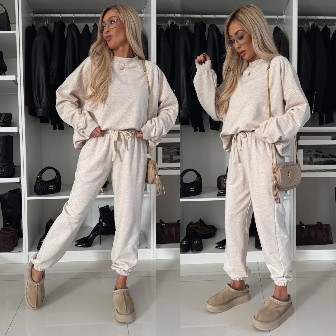 Women's Relaxed Sweatshirt and Pants Set
