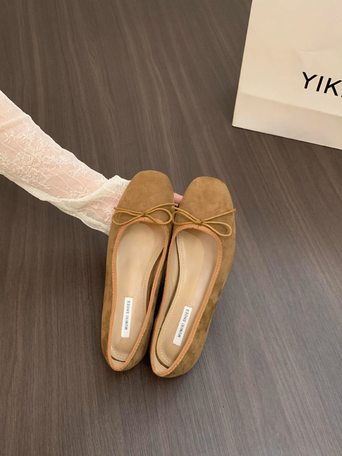 Women's Suede Ballet Flats with Decorative Bow