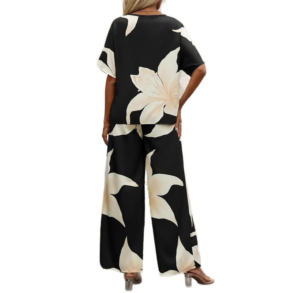 Women's Airy Two-Piece Set with Floral Design and Wide Cut