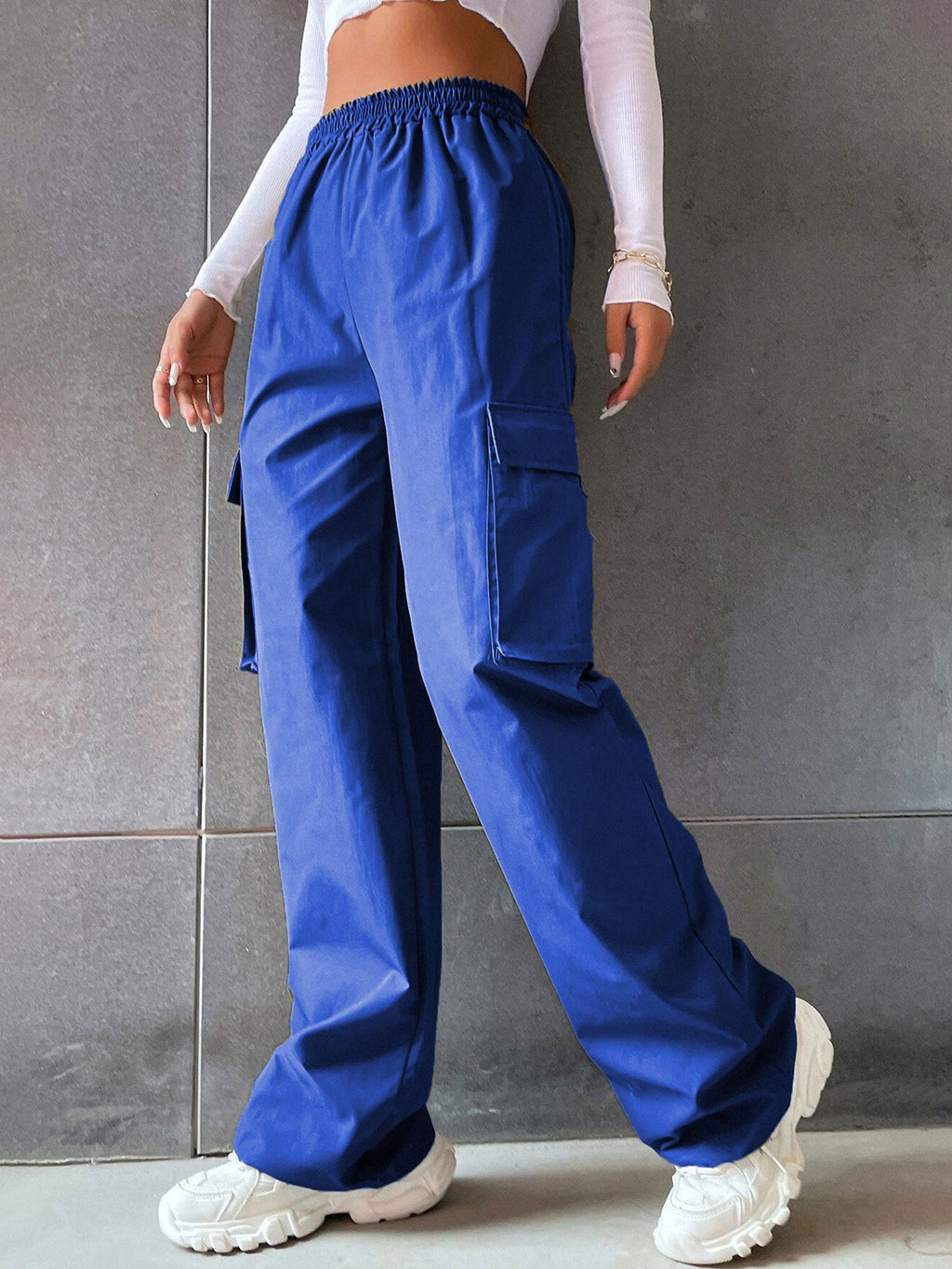 Women's Cargo Pants with Elastic Waistband and Practical Side Pockets