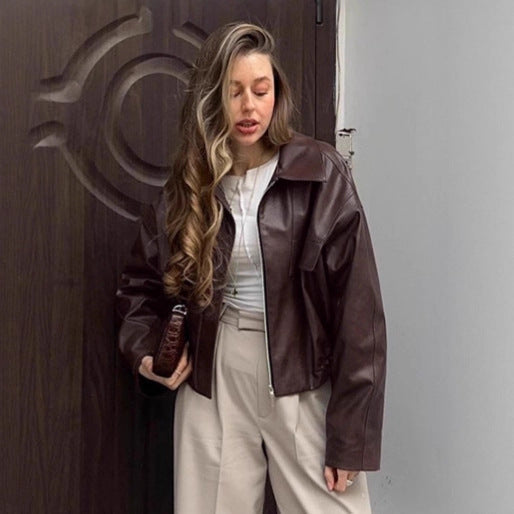 Women's Cropped Jacket with Sturdy Collar and Practical Pockets