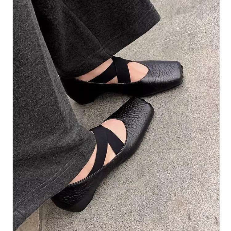 Women's Ballet Flats with Elegant Strap and Comfortable Footbed