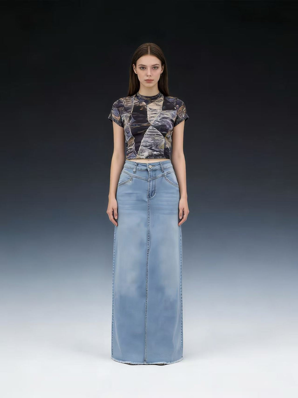 Women's High-Waisted Denim Maxi Skirt with Frayed Hem