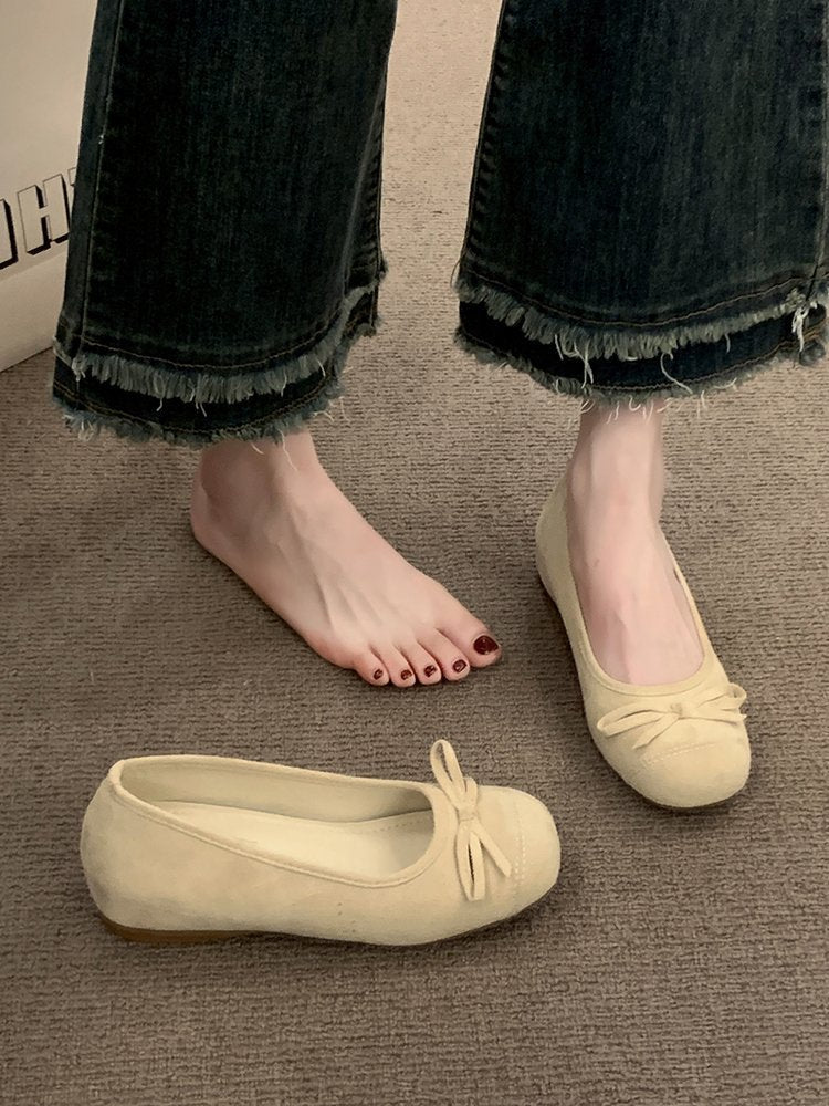 Women's Ballet Flats with Decorative Bow Detail and Fleece Outsole