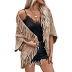 Women's Elegant Poncho with Fringe Details and Modern Plaid Pattern