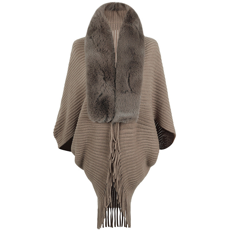 Women's Luxurious Knit Poncho with Faux Fur Collar and Fringe