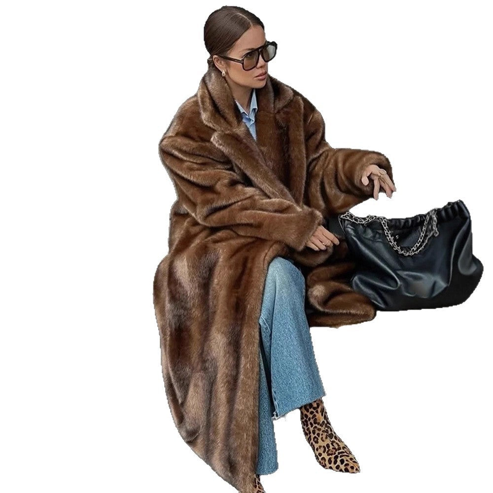 Women's Luxurious Faux Fur Coat