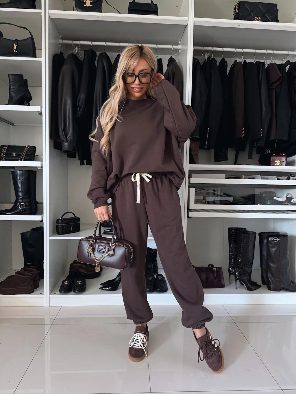 Women's Relaxed Sweatshirt and Pants Set
