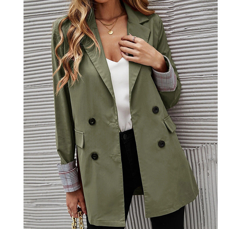 Elegant Double-Breasted Blazer with Plaid Detail