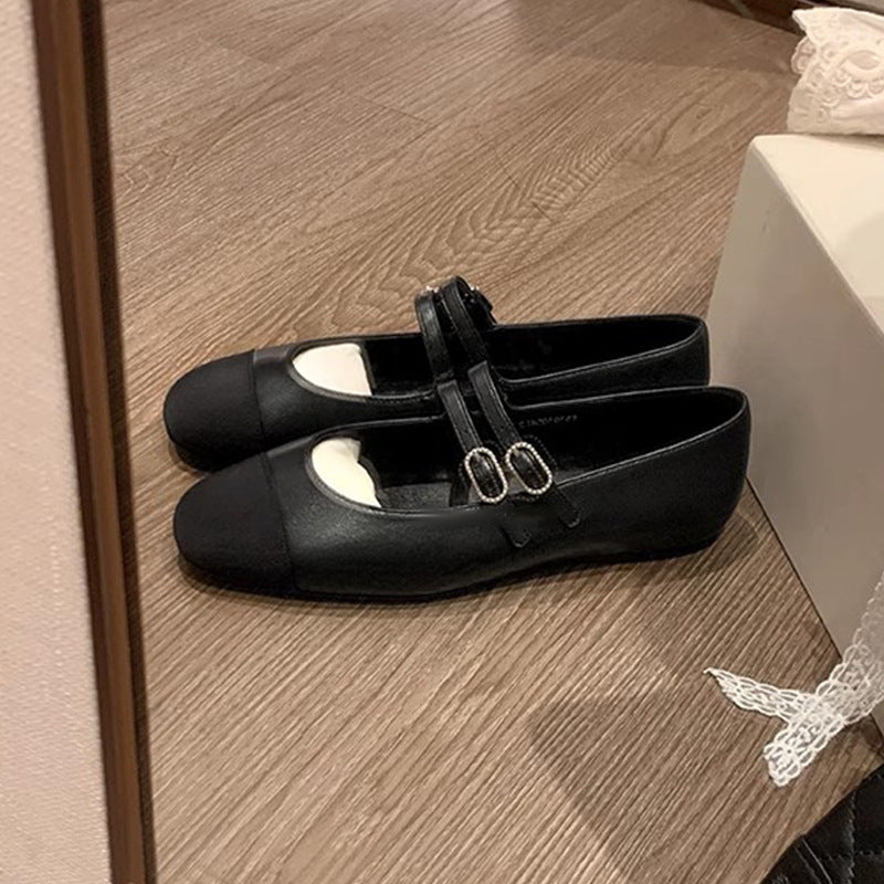 Women's Ballet Flats with Decorative Strap and Cushioned Insole