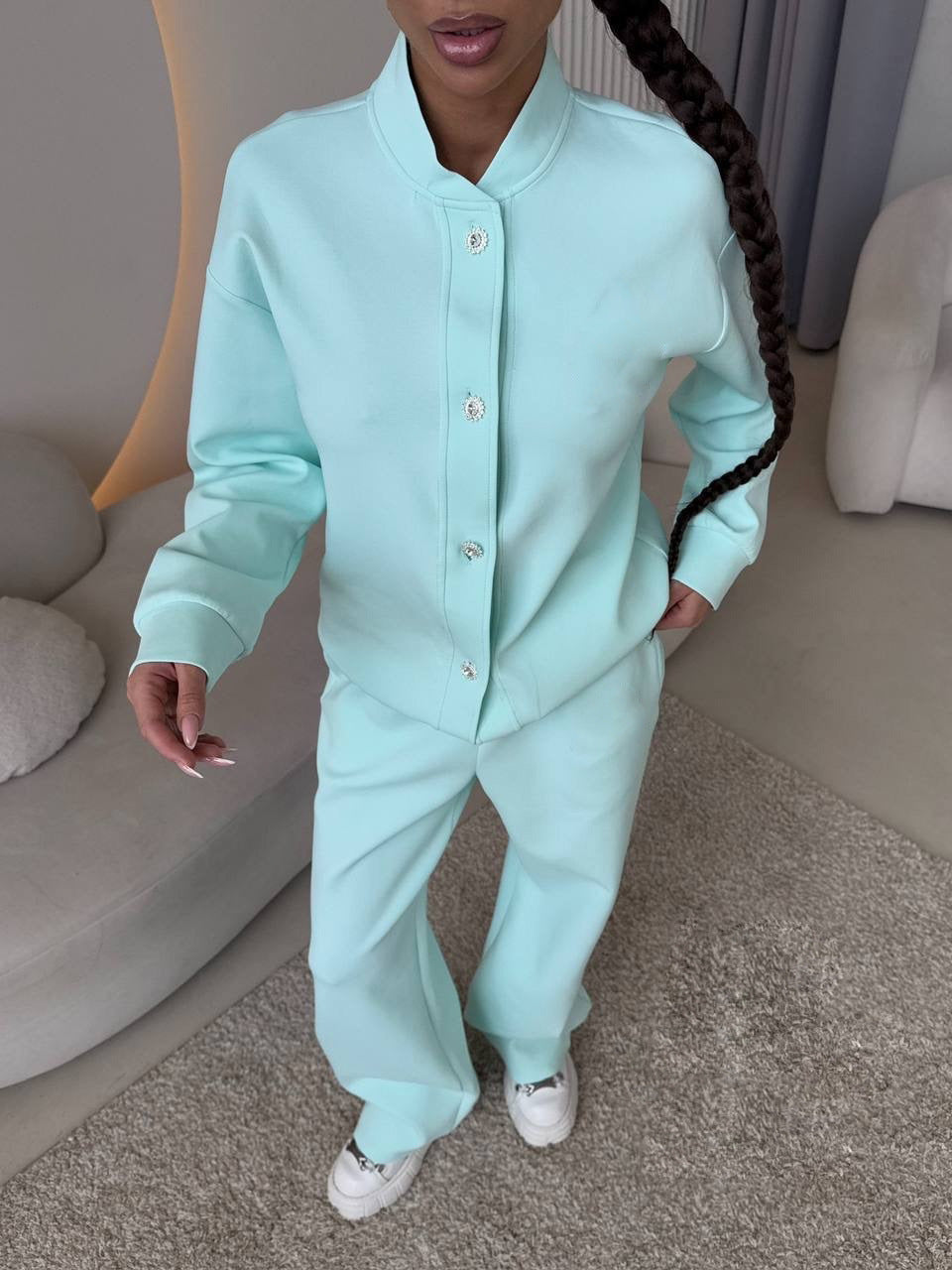 Elegant and Comfortable Leisure Set with Button Placket and Wide Cut
