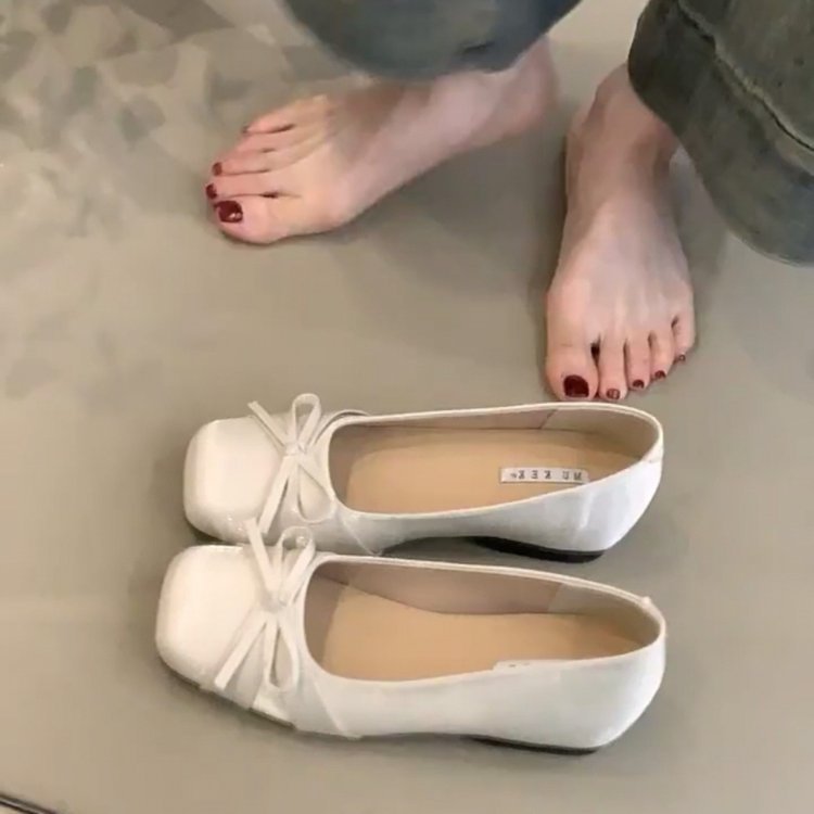 Women's Ballet Flats with Bow Detail and Comfort Footbed