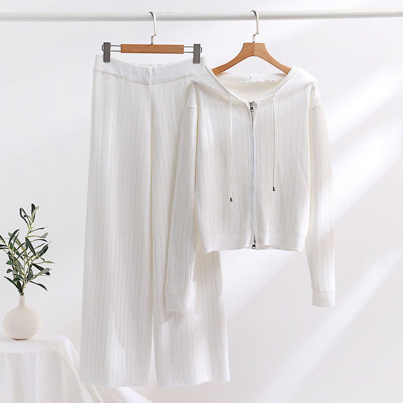 Women's Fashionable Loungewear Set with High Collar and Zipper