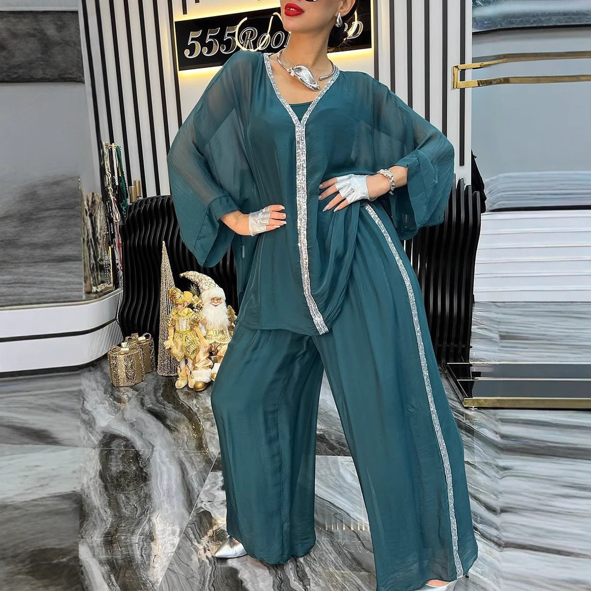 Women's Elegant and Airy Blouse with Wide Cut and Matching Pants