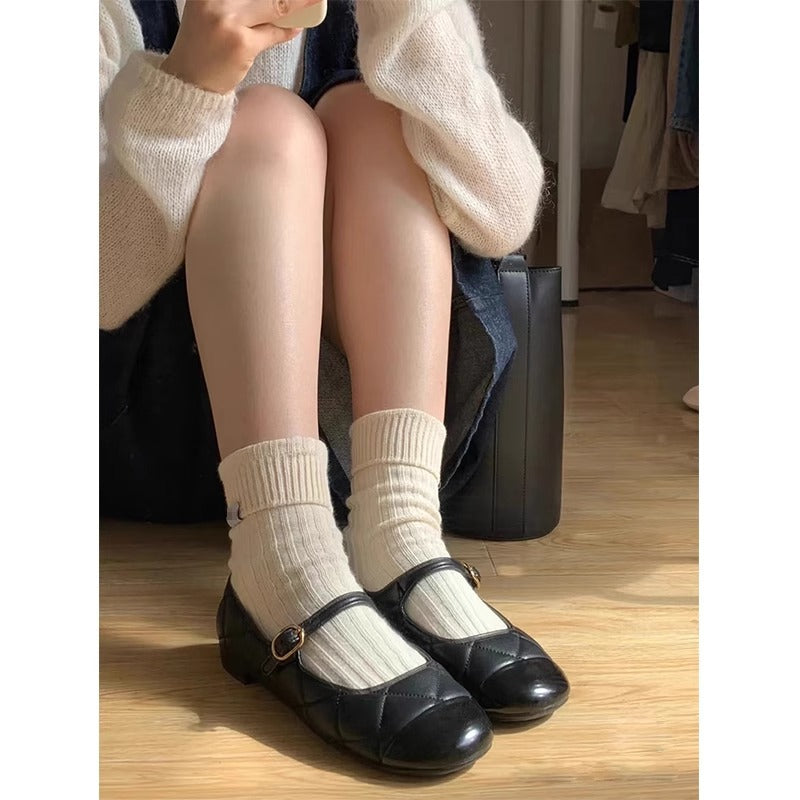 Women's Ballet Flats with Elegant Strap and Fashionable Plaid Pattern