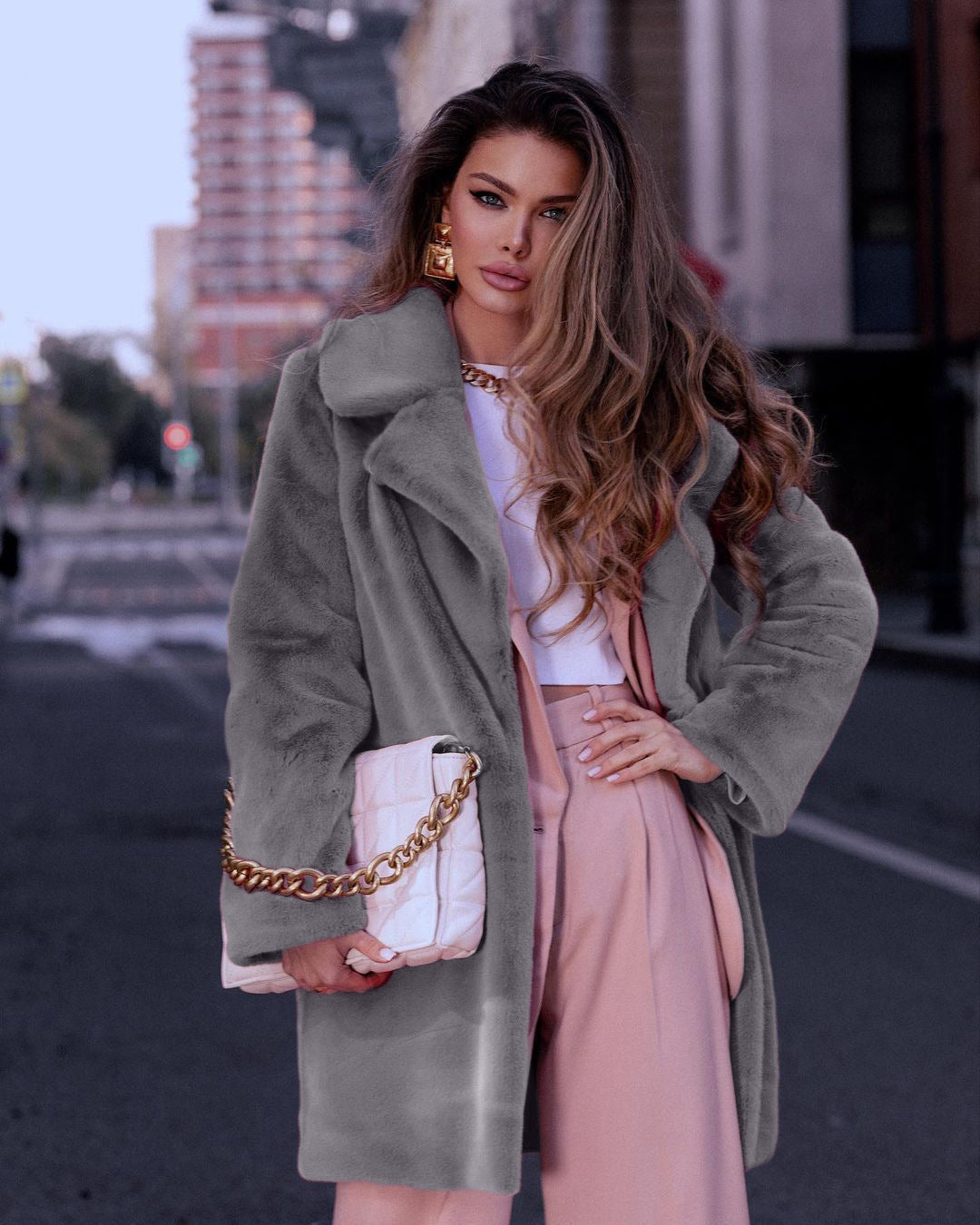 Women's Elegant Faux Fur Coat with Wide Lapel and Loose Fit