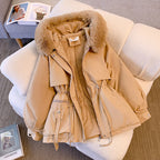 Women's Fashionable Winter Jacket with Detachable Faux Fur Collar and Practical Pockets