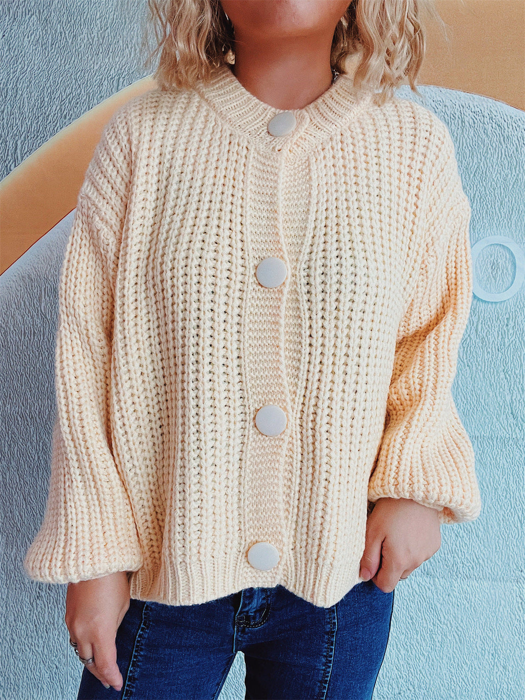 Women's Chunky Knit Cardigan with Balloon Sleeves and Decorative Buttons