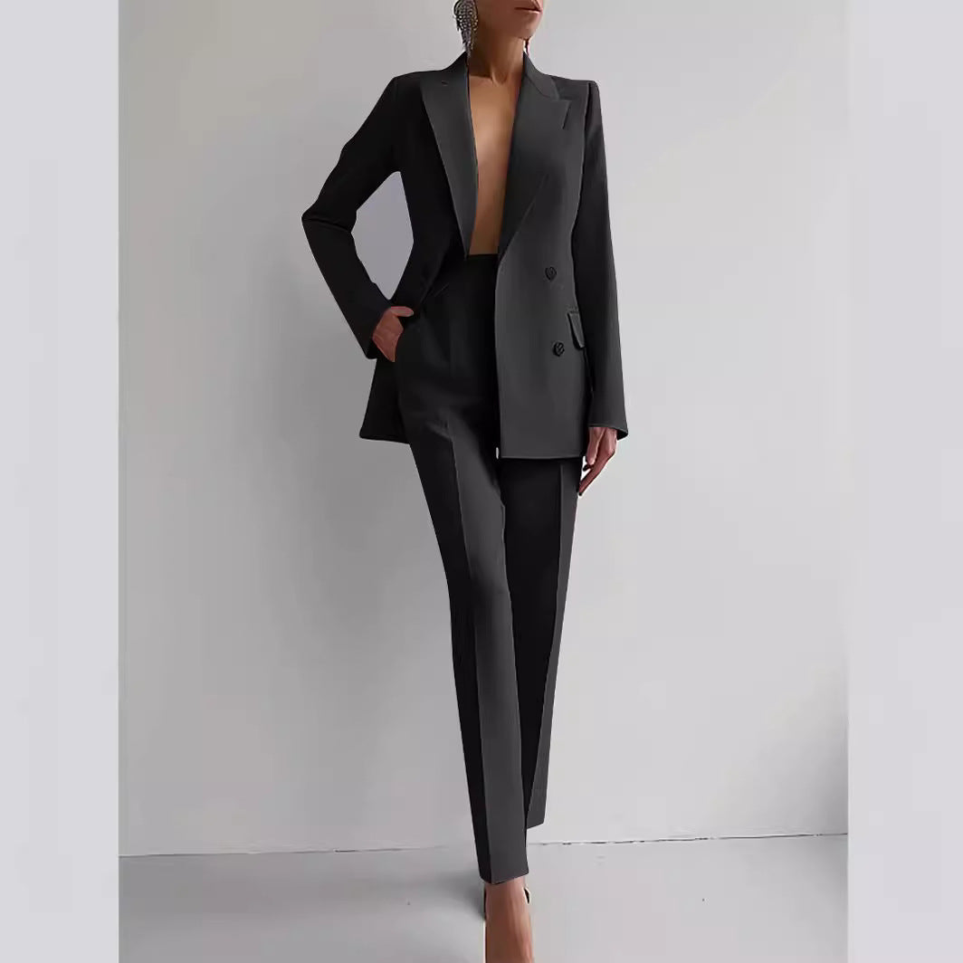Women's Elegant Double-Breasted Blazer and Tailored Trousers