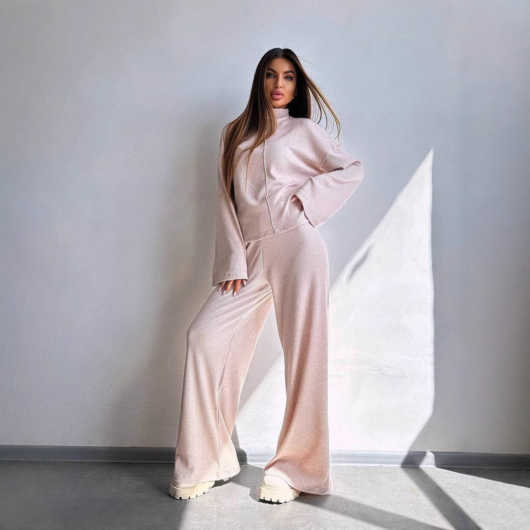 Women Comfortable Sweat Loungewear Suit with Wide Cut and High Sleeves