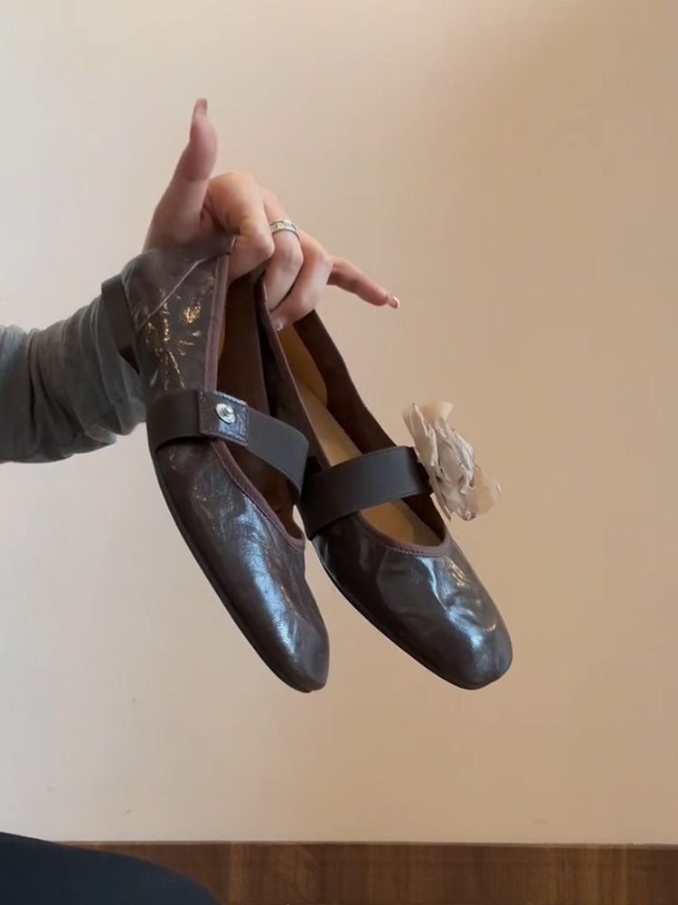 Women's Ballet Flats with Floral Decor and Elastic Strap