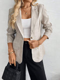 Women's Elegant and Lightweight Blazer with Modern Cut and Practical Pockets