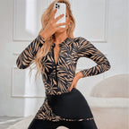 Ladies' fashionable tracksuit with zip and casual fit