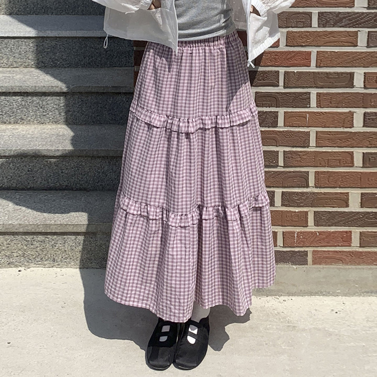 Women's Maxi Skirt with Ruffle and Plaid Pattern