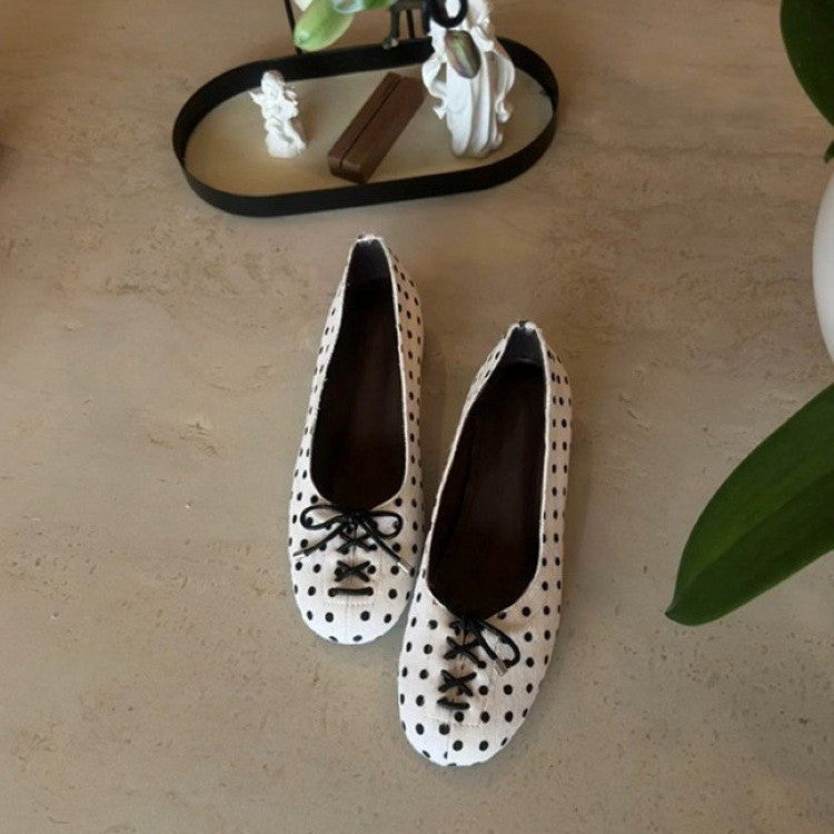 Women's Ballet Flats with Charming Polka Dot Pattern and Dainty Bow Detail