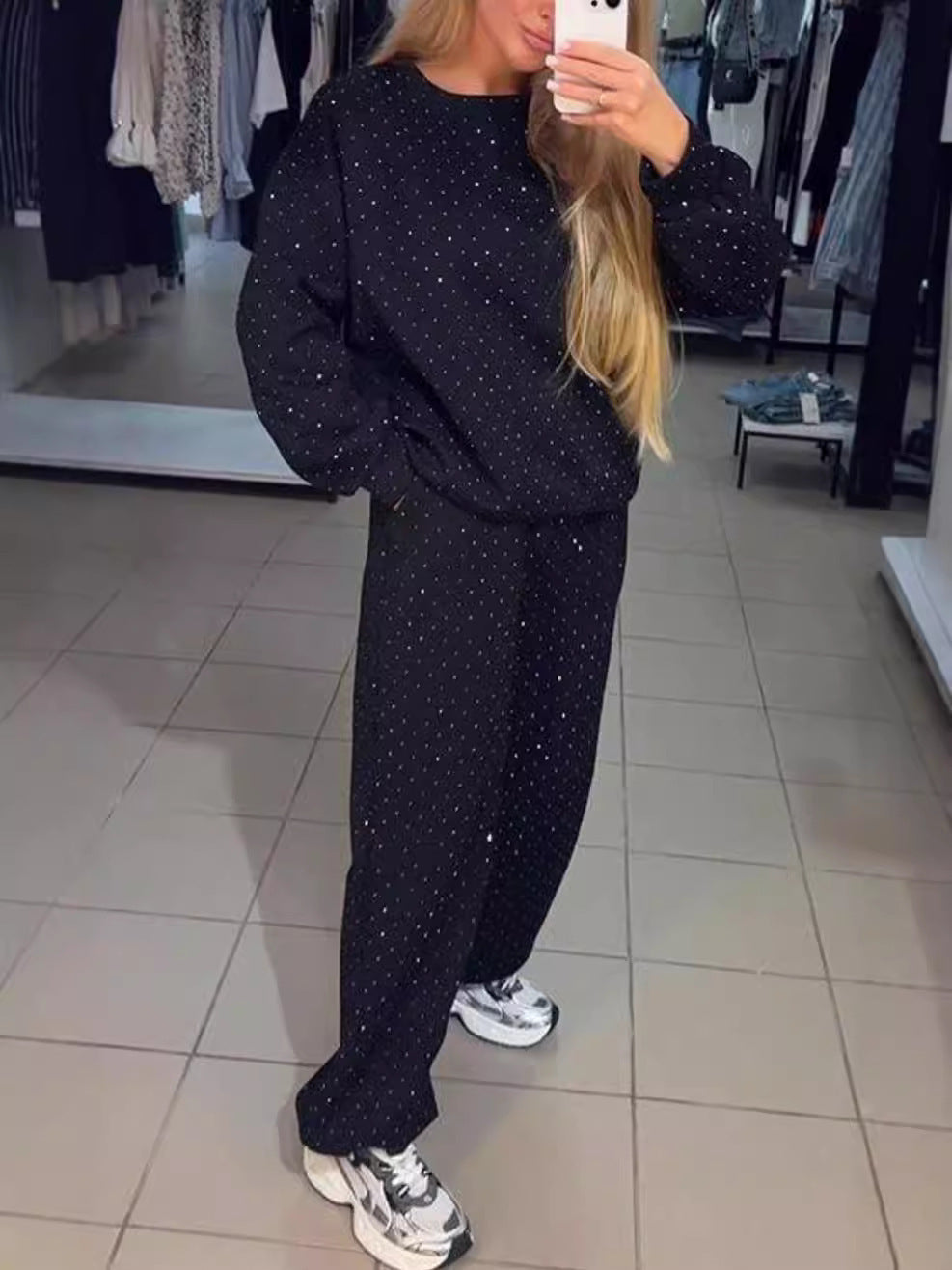 Casual Leisure Suit with Polka Dot Design