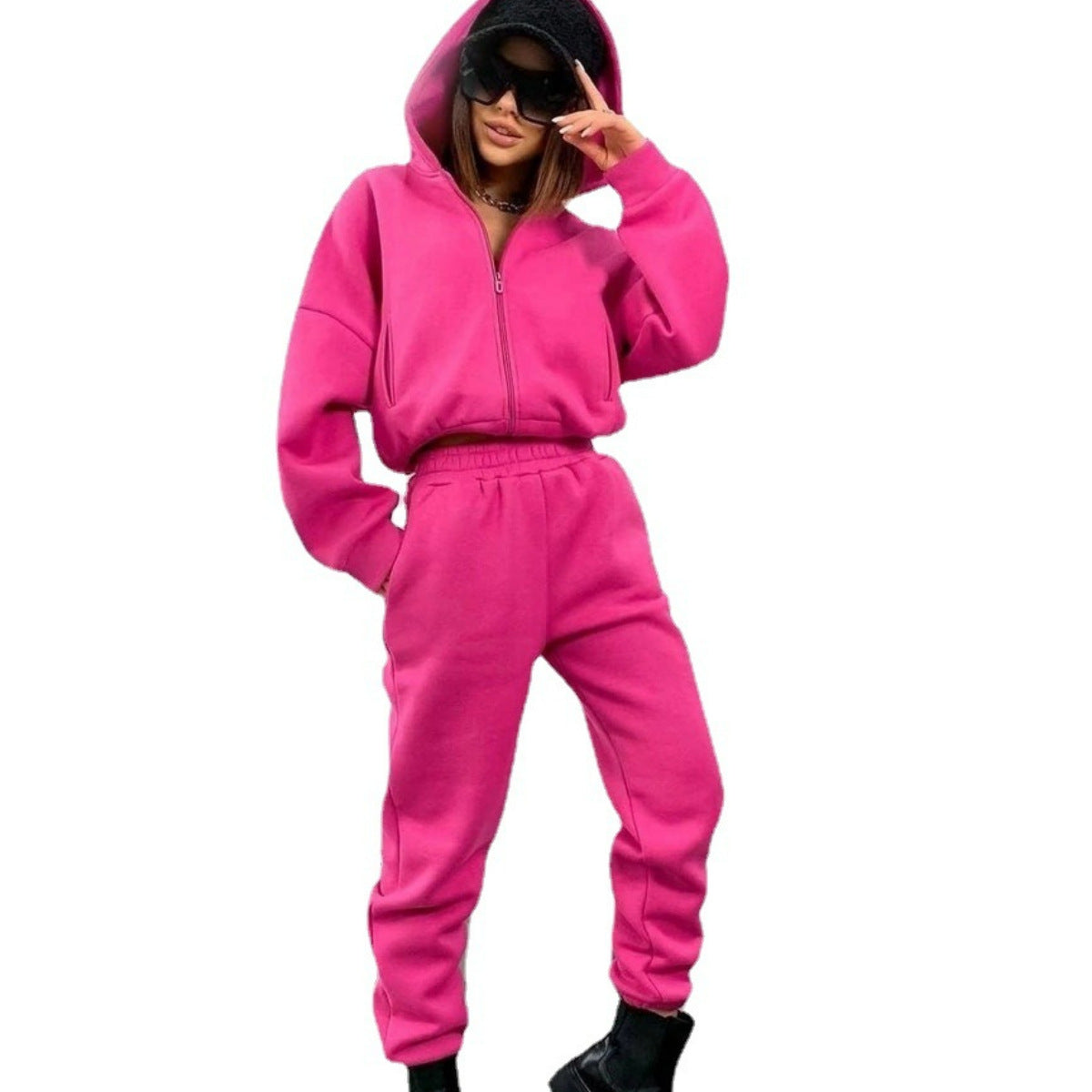 Women's Comfortable Oversized Two-Piece Jogging Suit with Half-Zip Hood