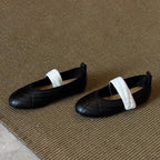 Women's Ballet Flats with Elegant Strap and Fashionable Quilted Design