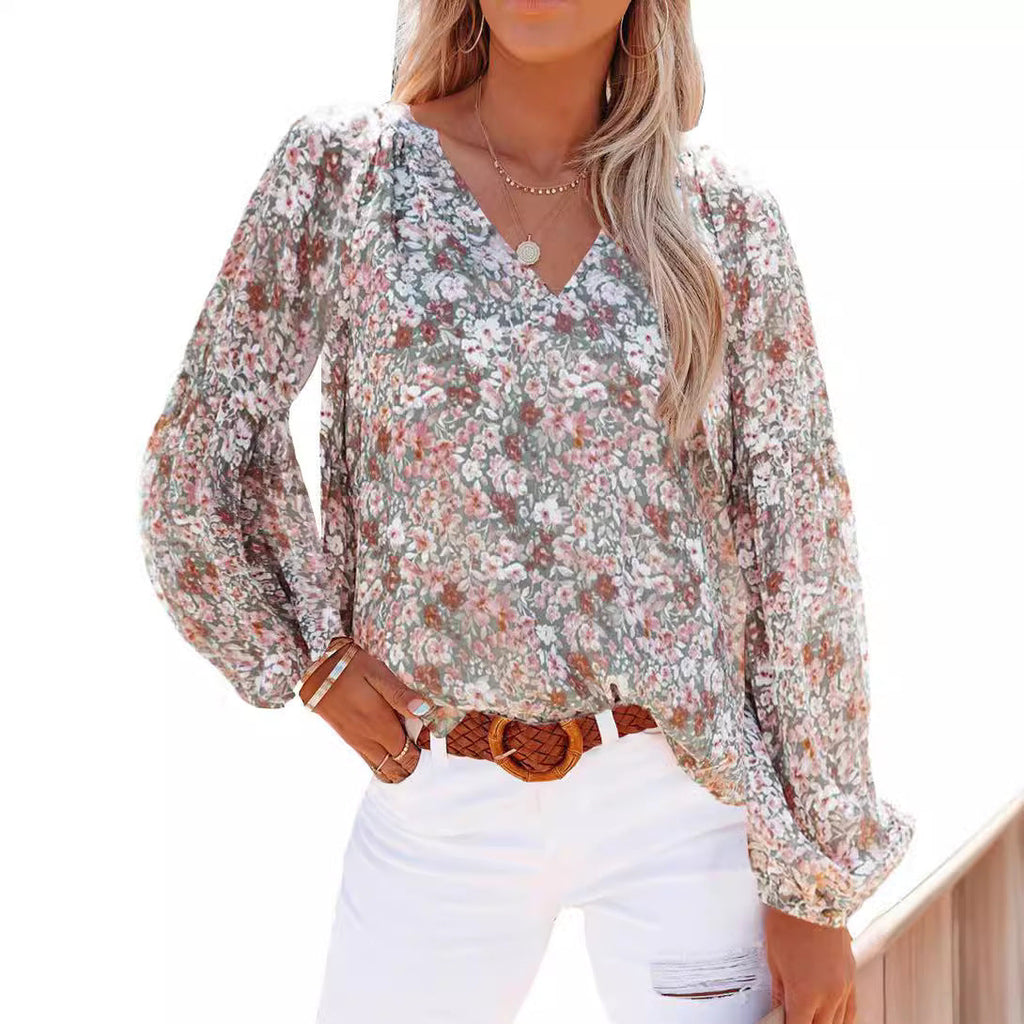 Women's Blouse with Floral Patterns and Airy Sleeves