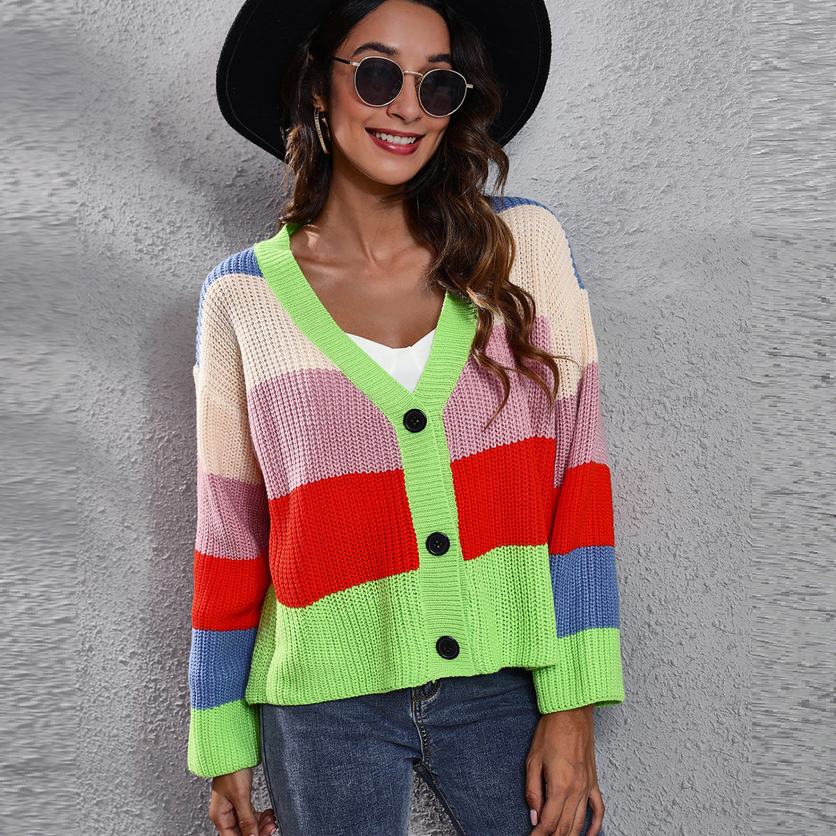 Women's Chunky Knit Cardigan with Button Details and Fashionable Color Play