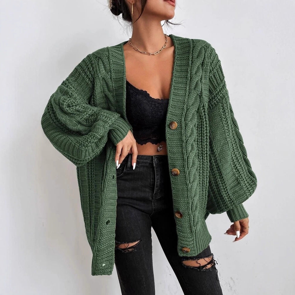 Women's Chunky Knit Cardigan with Decorative Cable Pattern