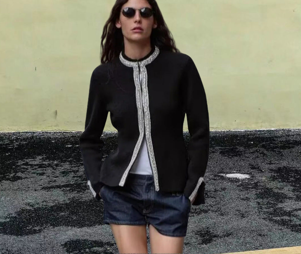 Women's Elegant Blazer with Fine Trim Details