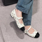 Women's Ballet Flats with Elegant Strap Design and Quilted Finish