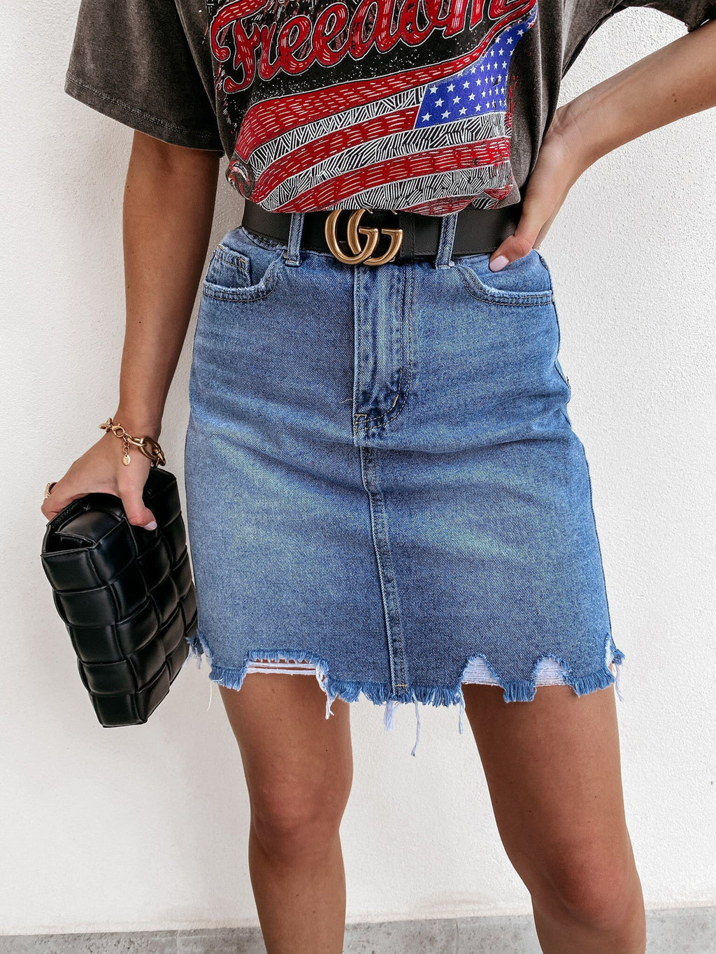 Women's High-Waisted Denim Skirt with Frayed Hem