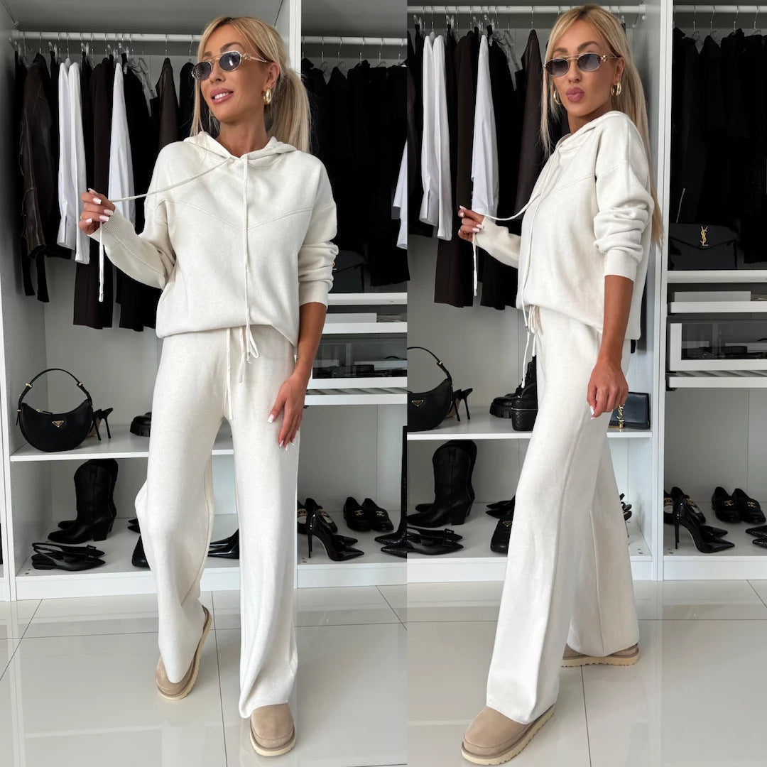Ladies Cozy Knitted Jogging Suit with Short Hoodie and Wide Flowy Pants