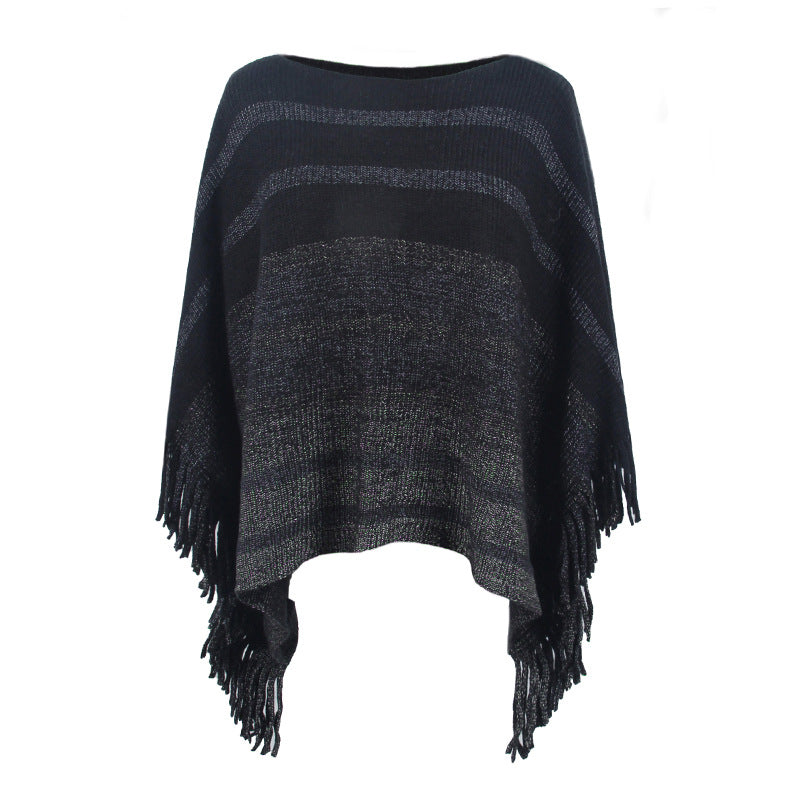 Elegant Women's Poncho with Textured Design and Fringed Details