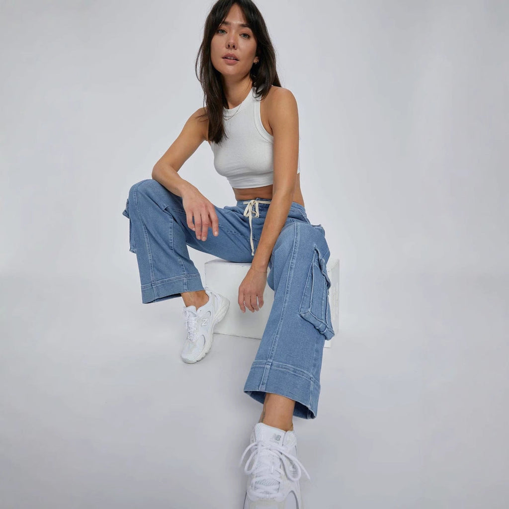 Women's Wide-Leg Cargo Jeans with Pockets