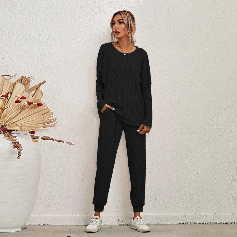 Women's Cozy Lounge Set with Casual Cut and Pockets