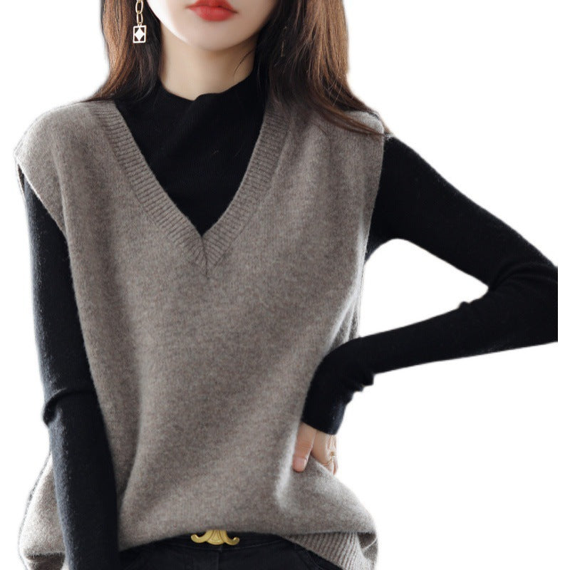 Women's Sleeveless Knit Vest with V-Neck and Fine Texture