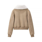 Elegant Quilted Jacket with Soft Faux Fur Collar and Practical Pockets