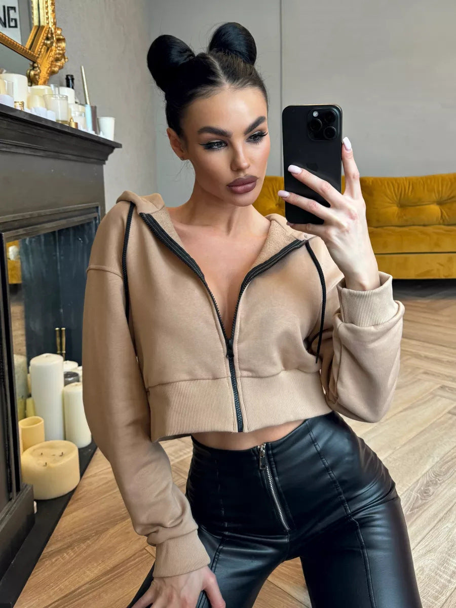 Women's Cropped Hoodie with Zipper and Casual Fit