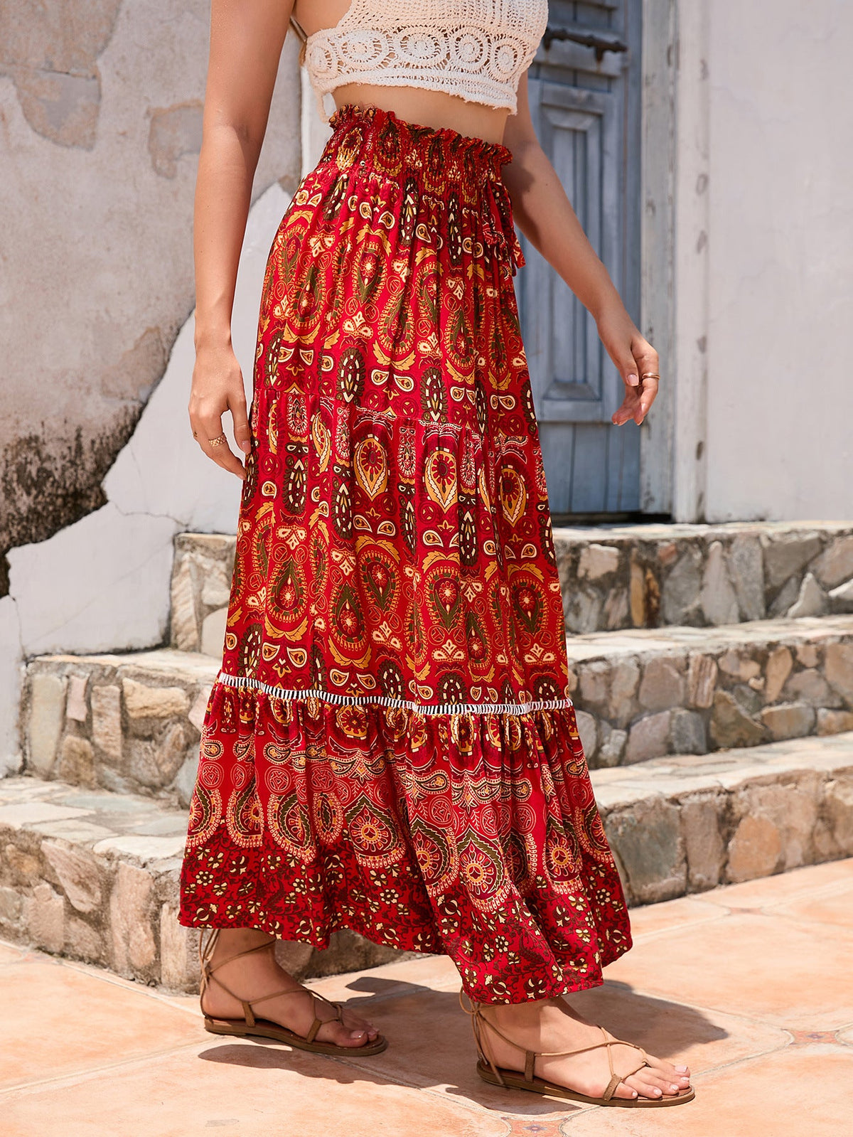Women's Maxi Skirt with Voluminous Hem and Colorful Pattern