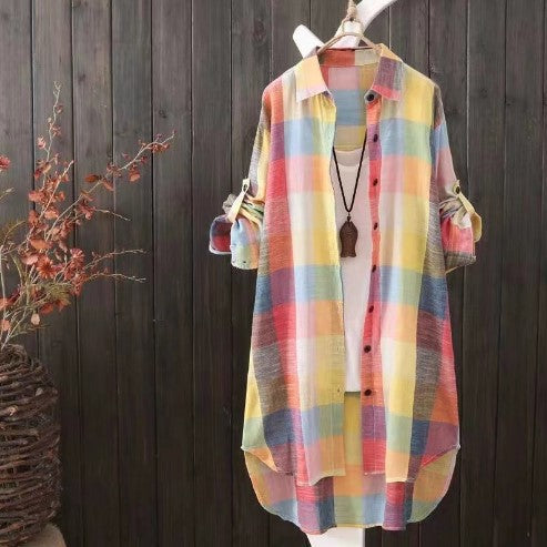 Women's Plaid Shirt Blouse in Casual Oversized Cut with Long Sleeves