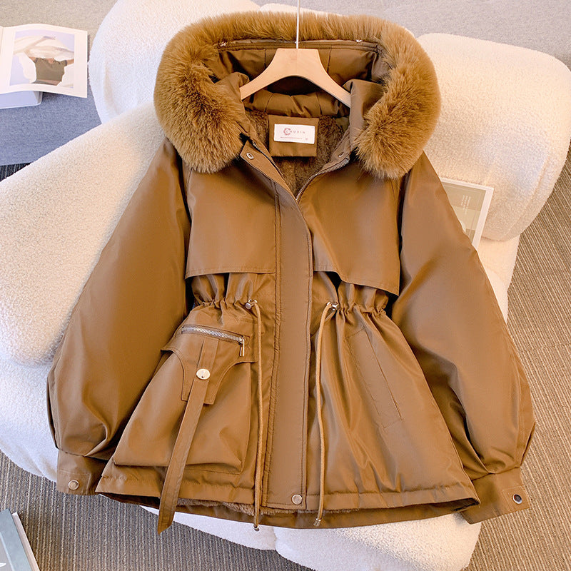Women's Fashionable Winter Jacket with Detachable Faux Fur Collar and Practical Pockets